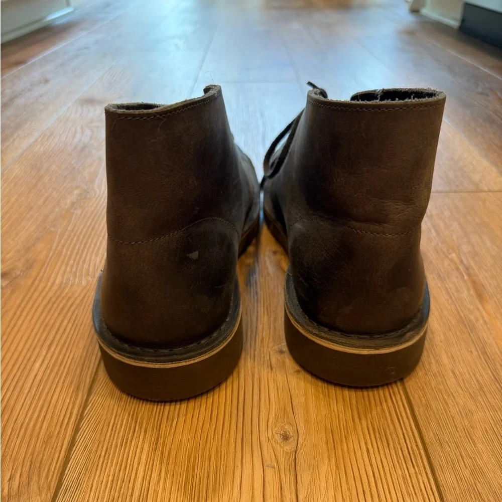 Clarks Men’s Desert Chukka Boot Size 11 Black/Grey Color